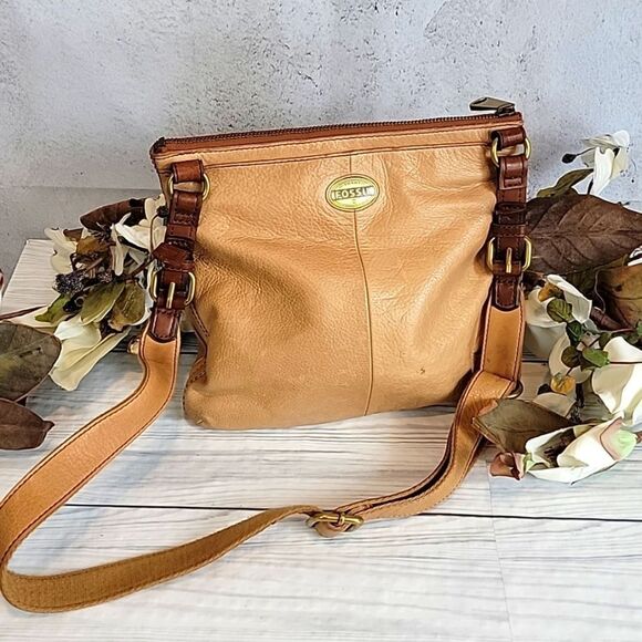 Fossil Explorer crossbody vintage in tan leather - Picture 1 of 13